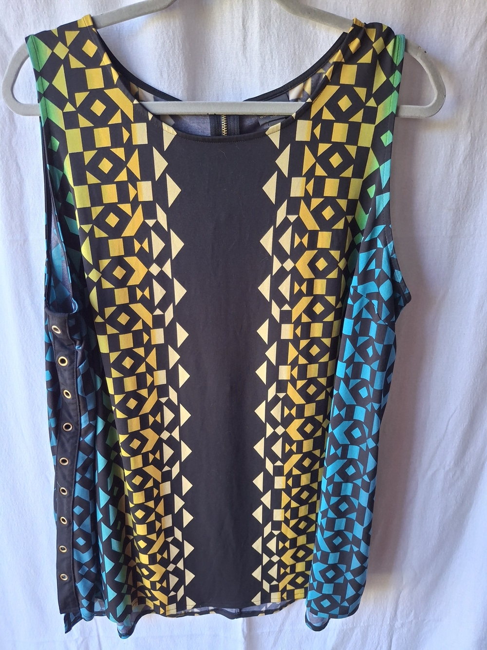 Worthington Geometric Print Sleeveless Tank Top in Black, Yellow and Teal.